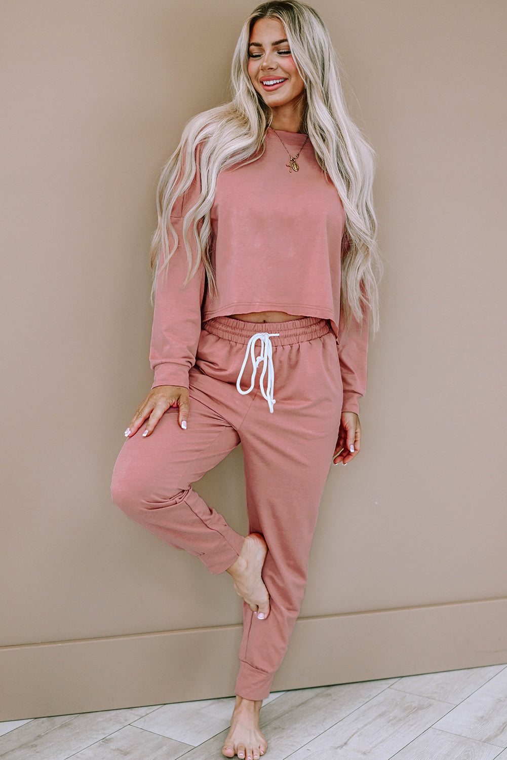 Pink Solid Sport Boxy Fit Pullover & Pants Outfit – La Pink